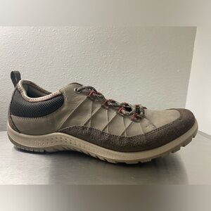 Ecco Brown Athletic Shoes with Suede Mesh and Reinforced Toe